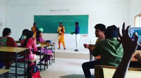 Abigya reel from a college classroom session